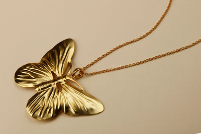 GOLD BUTTERFLY NECKLACE