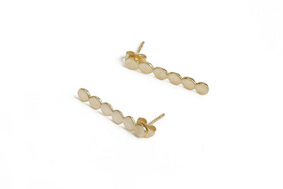 Lovely Long Stud Gold Earrings - Stilskii