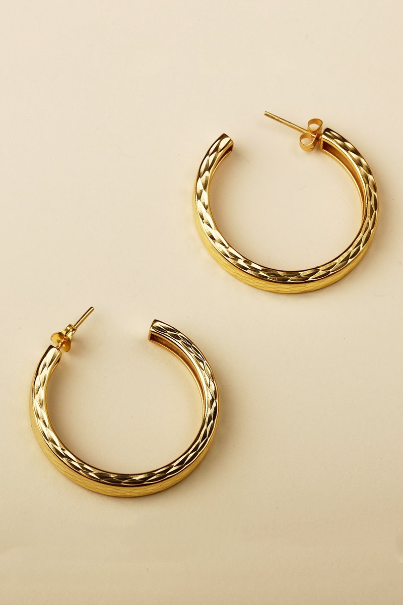 Textured Hoop Earrings - Stilskii